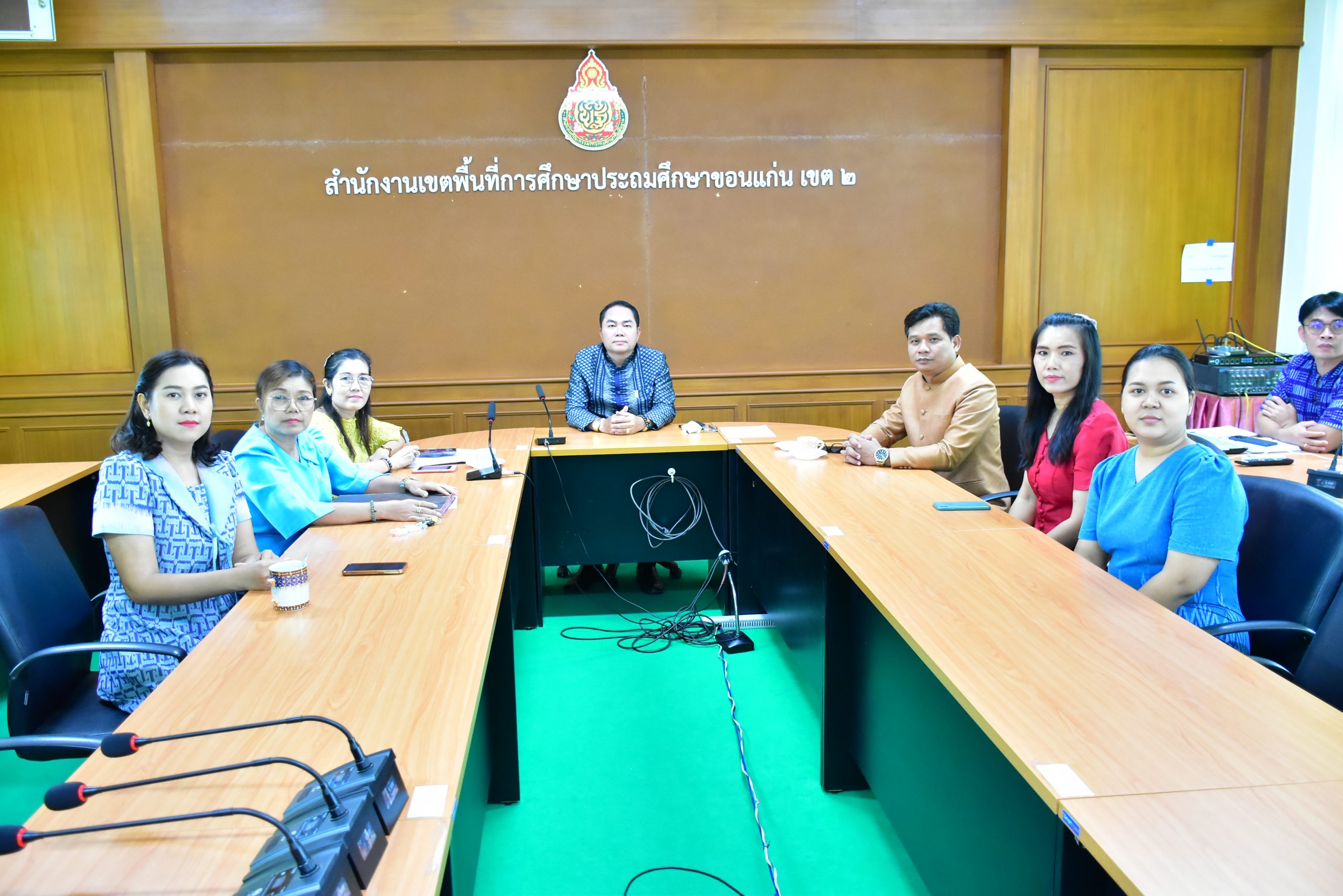 อภิชัยนำบุคลากรร่วมประชุมการขับเคลื่อนงานอำนวยการสำนักงานเขตพื้นที่การศึกษา