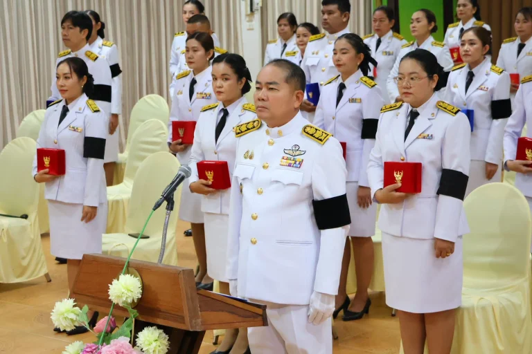 สพป.ขอนแก่น เขต 2 นำข้าราชการและบุคลากรในสังกัด ร่วมประกอบพิธีถวายสัตย์ปฏิญาณเพื่อเป็นข้าราชการที่ดีและพลังของแผ่นดิน   ณ ห้องประชุมศูนย์การเรียนรู้ตลอดชีวิต